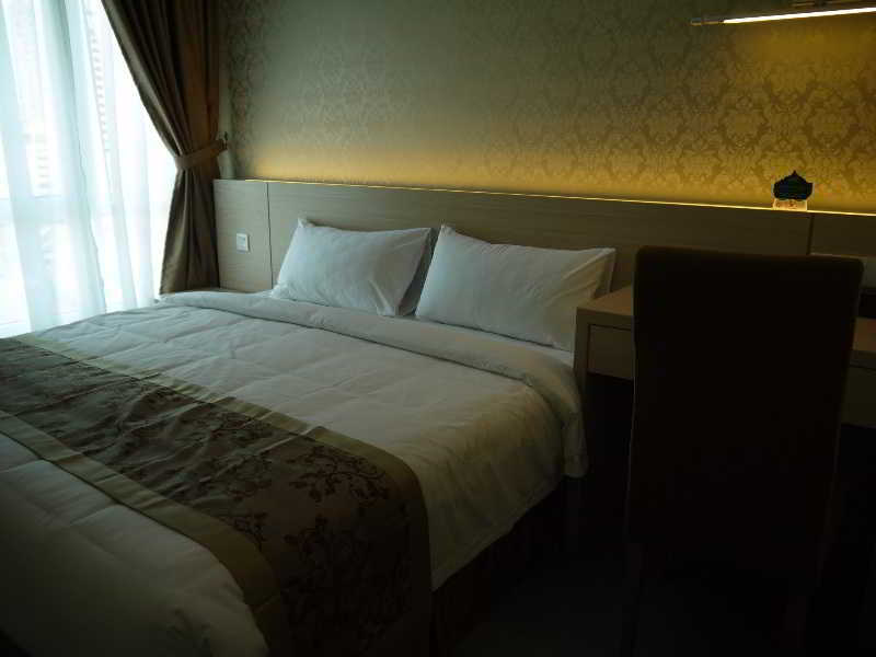MidCity Hotel Melaka Bagian luar foto